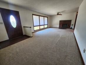54360 24th Rd in Shelton, NE - Building Photo - Building Photo