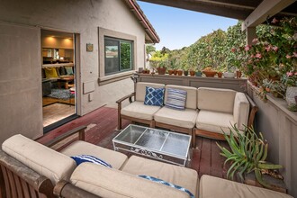 4344 Modoc Rd in Santa Barbara, CA - Building Photo - Building Photo