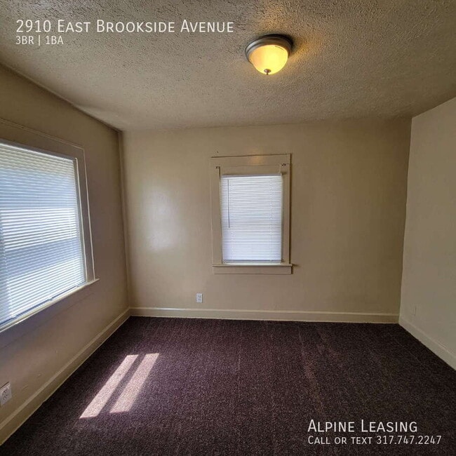 2910 E Brookside Ave in Indianapolis, IN - Building Photo - Building Photo