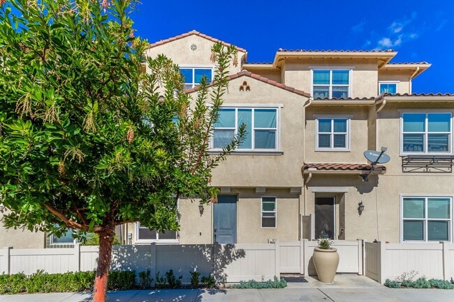 1520 Santa Carolina Rd in Chula Vista, CA - Building Photo - Building Photo