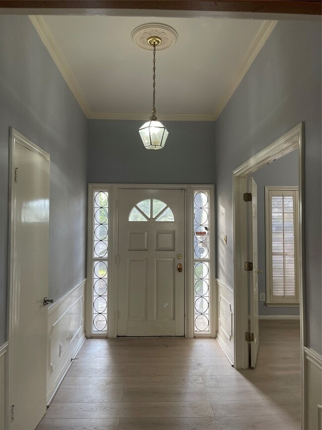 property at 7815 Small Leaf Cir