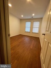 2061 Van Tuyl Pl in Falls Church, VA - Building Photo - Building Photo