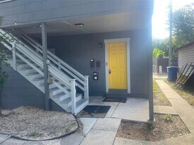 819 6th St N in St. Petersburg, FL - Building Photo