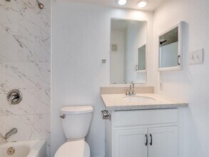 4113 Esters Rd in Irving, TX - Building Photo - Building Photo