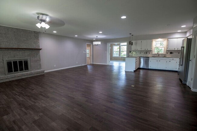 3021 W Rte K in Columbia, MO - Building Photo - Building Photo