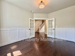 20363 SW Cassandra Ln in Beaverton, OR - Foto de edificio - Building Photo