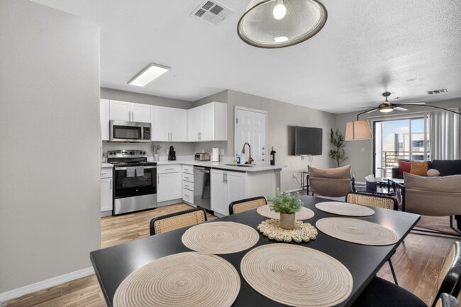 15164 N 140th Dr in Surprise, AZ - Building Photo - Building Photo