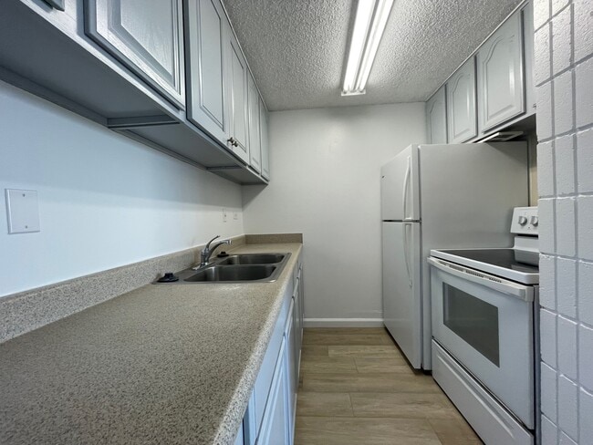 46-283 Kahuhipa St, Unit 1106 in Kaneohe, HI - Building Photo - Building Photo