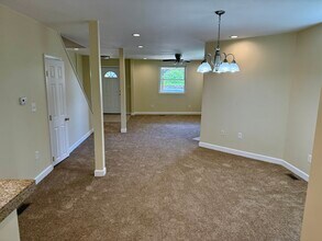 332 Natchez St in Pittsburgh, PA - Foto de edificio - Building Photo