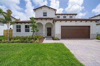 2351 SE 27th Dr in Homestead, FL - Building Photo - Building Photo