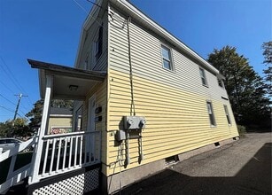 416 Black River Blvd in Rome, NY - Building Photo - Building Photo