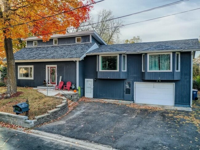 1649 Gull Ln in Mound, MN - Building Photo - Building Photo