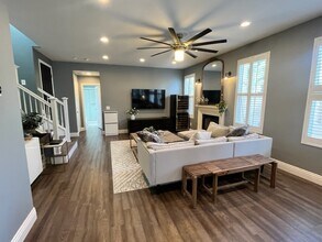 2539 Cornerstone Ln in Costa Mesa, CA - Building Photo - Building Photo
