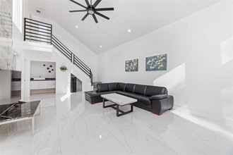 15214 La Mancha Dr in Houston, TX - Building Photo - Building Photo