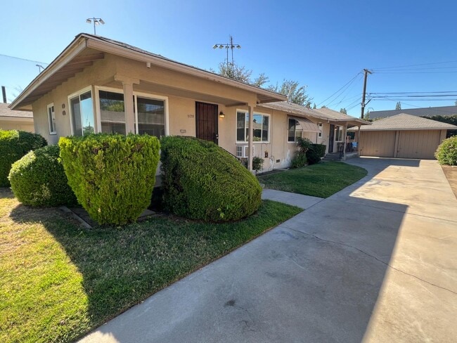 property at 1128 E Yale Ave