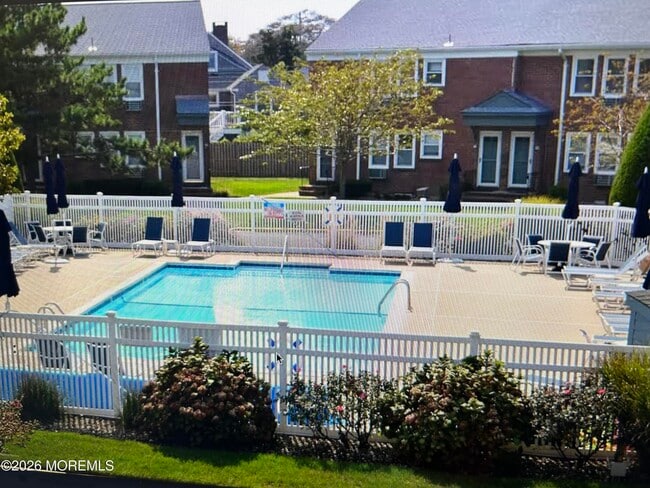 property at 310 Maryland Ave