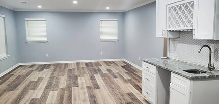 35 Rockmart Dr NW in Atlanta, GA - Building Photo - Building Photo