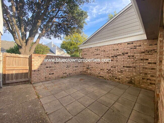 2702 Stonecreek Pl in Carrollton, TX - Building Photo - Building Photo