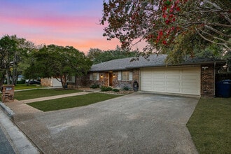 310 Twisted Wood Dr in San Antonio, TX - Building Photo - Building Photo