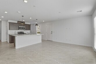 4971 Aitana Ave in Las Vegas, NV - Building Photo - Building Photo