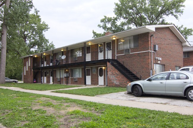 3917 Haas Ave in Lyons, IL - Foto de edificio - Building Photo