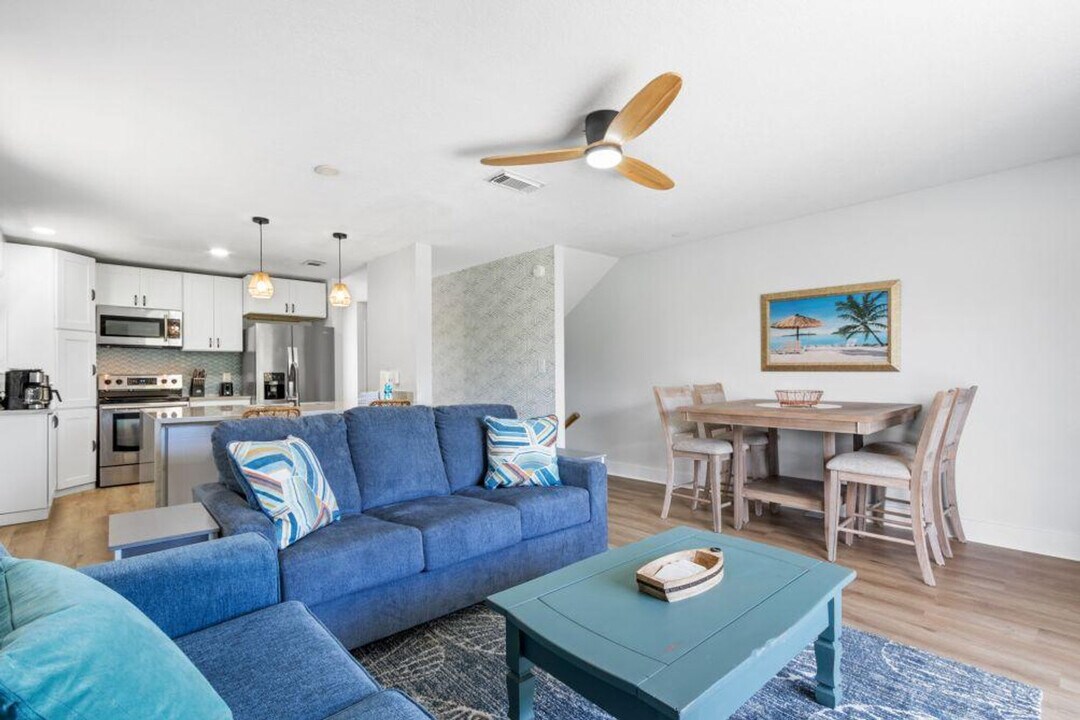 6209 Don Carlos Dr in Pensacola, FL - Foto de edificio