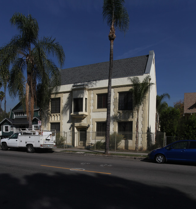 221 N Avenue 52 in Los Angeles, CA - Building Photo - Building Photo