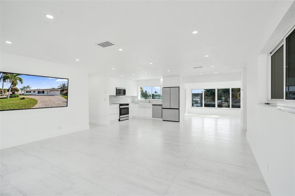 1960 SE 5th Ct in Pompano Beach, FL - Building Photo