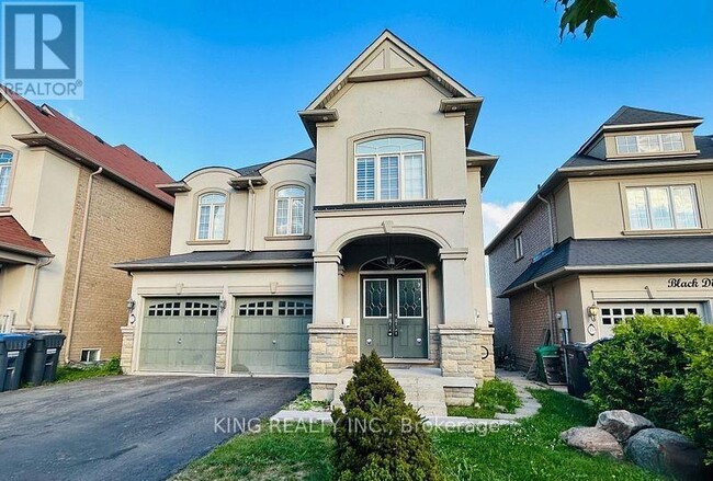 13 Black Diamond Cres