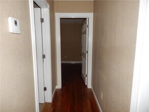 330 E Cedar St in Bertram, TX - Building Photo - Building Photo
