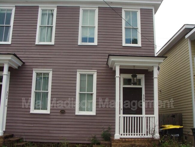 property at 304 E 33rd St