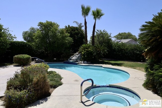 68185 Modalo Rd in Cathedral City, CA - Building Photo - Building Photo