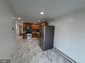 20 Andrea Ct in Gloucester Township, NJ - Building Photo - Building Photo