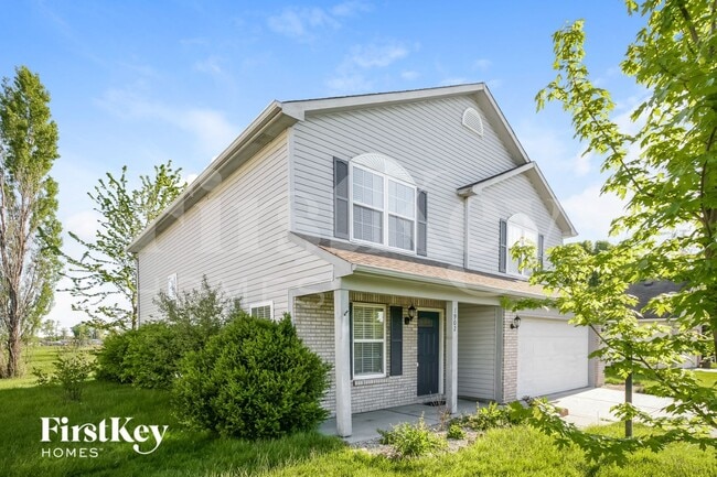 1902 Cold Spring Dr in Brownsburg, IN - Foto de edificio - Building Photo