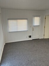 539 E Newlove Dr in Santa Maria, CA - Building Photo - Building Photo
