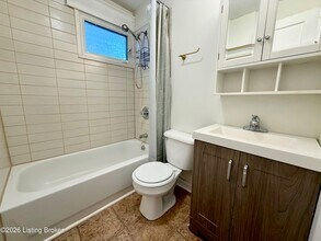 1202 E Breckinridge St in Louisville, KY - Building Photo - Building Photo