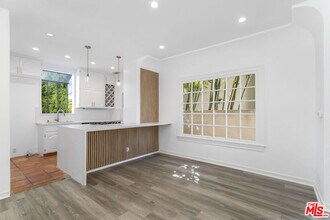 8818 Rangely Ave in Los Angeles, CA - Building Photo - Building Photo
