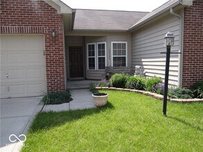 12302 Sagamore Woods Dr in Fishers, IN - Building Photo - Building Photo