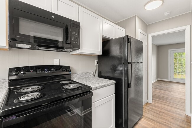 Camden Place Apartments in Dunn, NC - Building Photo - Building Photo