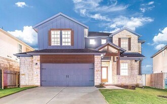 213 Alicante Ln in Liberty Hill, TX - Building Photo