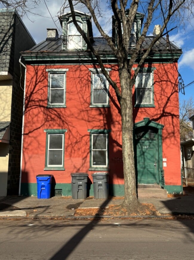 property at 107 King St