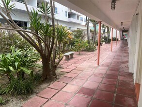 9241 Collins Ave in Surfside, FL - Building Photo - Building Photo