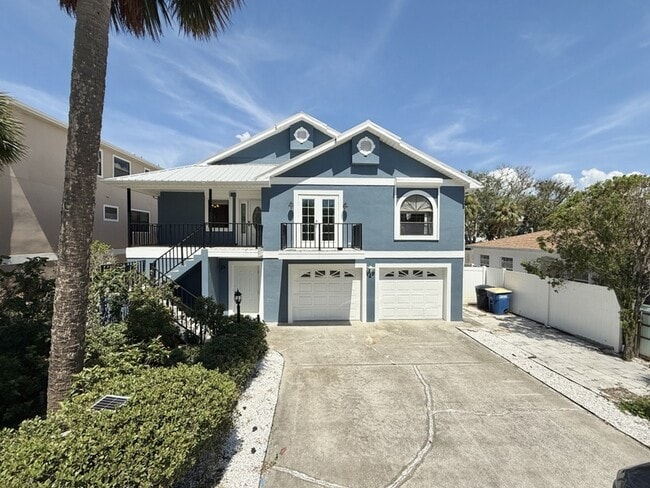 property at 867 Mandalay Ave