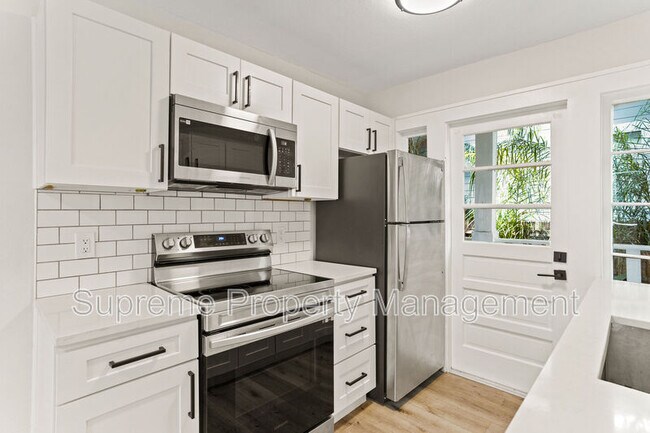1153 34th Ave N in St. Petersburg, FL - Building Photo - Building Photo