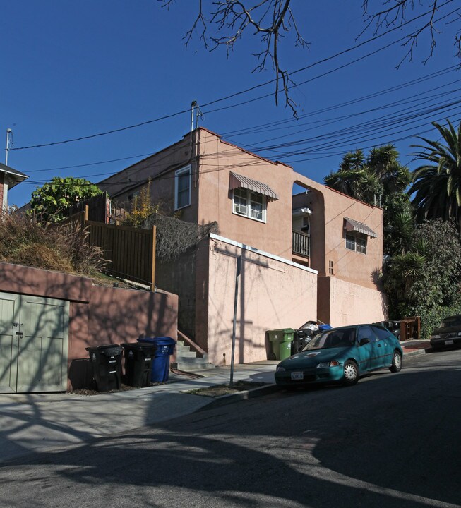 1453 Wallace Ave in Los Angeles, CA - Foto de edificio