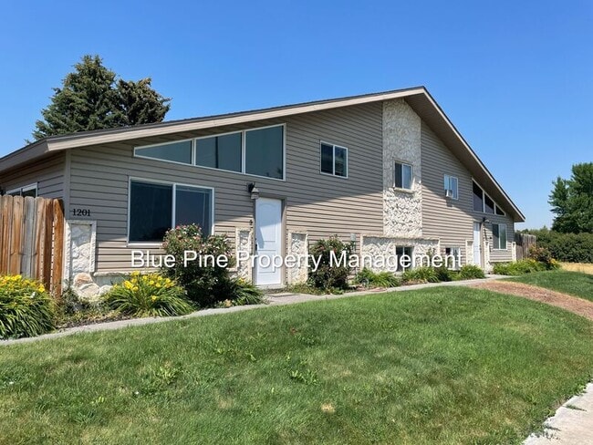 property at 1201 N Skyline Dr