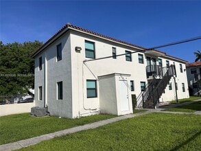 4204 SW 14th St in Miami, FL - Building Photo - Building Photo