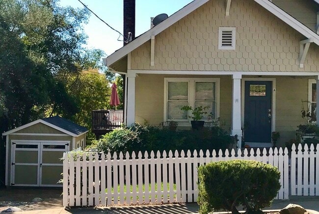 456 Linden Ave in Auburn, CA - Building Photo - Building Photo