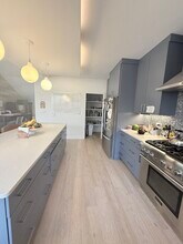 6 Parkside Dr in Boston, MA - Building Photo - Building Photo