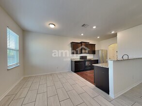 1657 Amy Dr in Kyle, TX - Building Photo - Building Photo